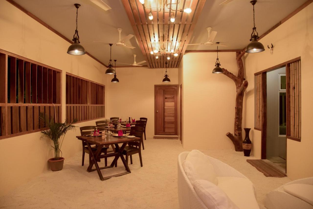 Escapism Maldives Hotel Feridhoo Buitenkant foto